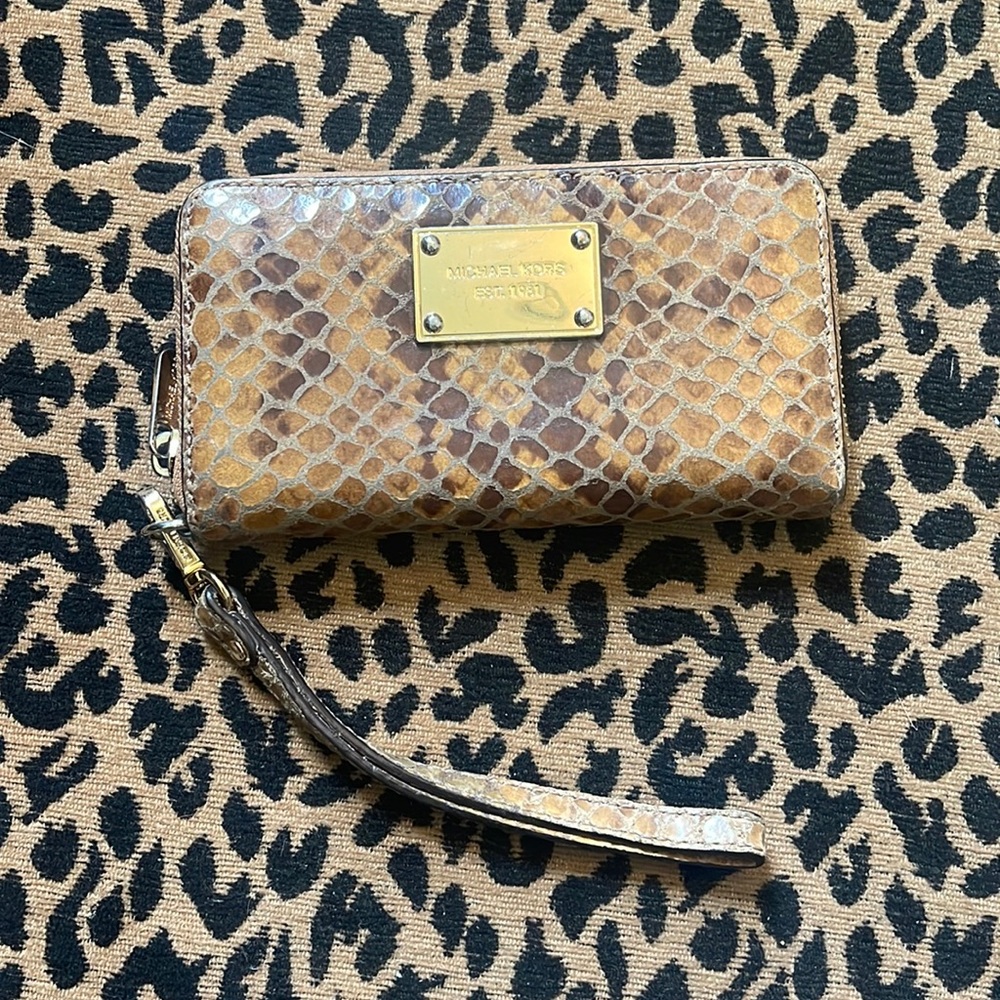 Michael Kors wallet